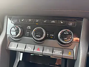 Used 2018 Skoda Karoq Se L Grey - Interior and Exterior details 18