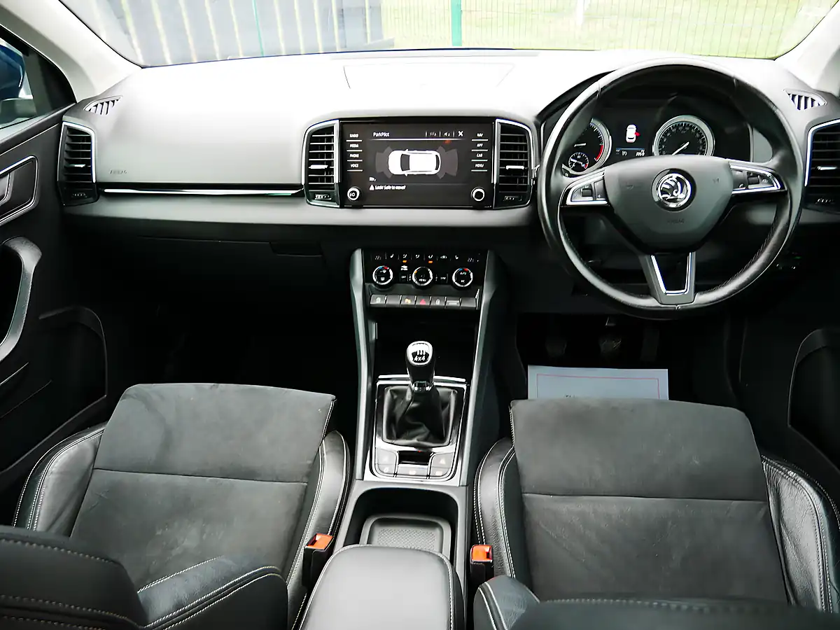 Used 2018 Skoda Karoq Se L Petrol Blue Metallic - Interior and Exterior details 10