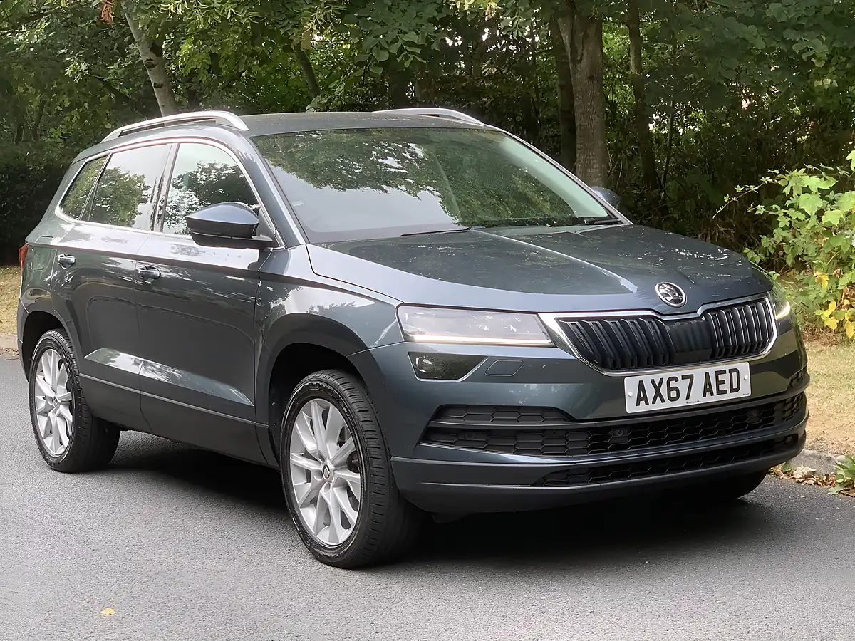 Used 2018 Skoda Karoq Se L Quartz Grey Metallic - Front View