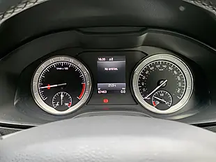 Used 2018 Skoda Karoq Se L Quartz Grey Metallic - Interior and Exterior details 15