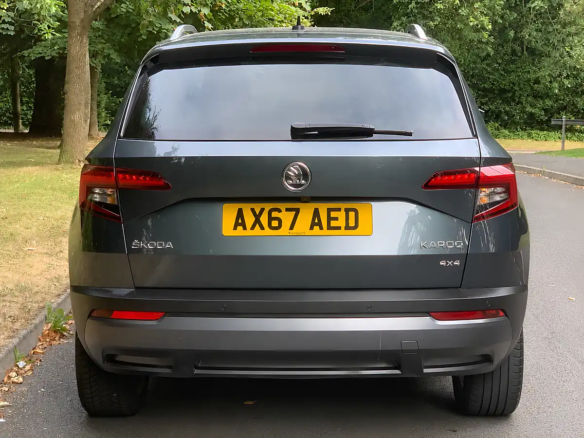 Used 2018 Skoda Karoq Se L Quartz Grey Metallic - Interior and Exterior details 4