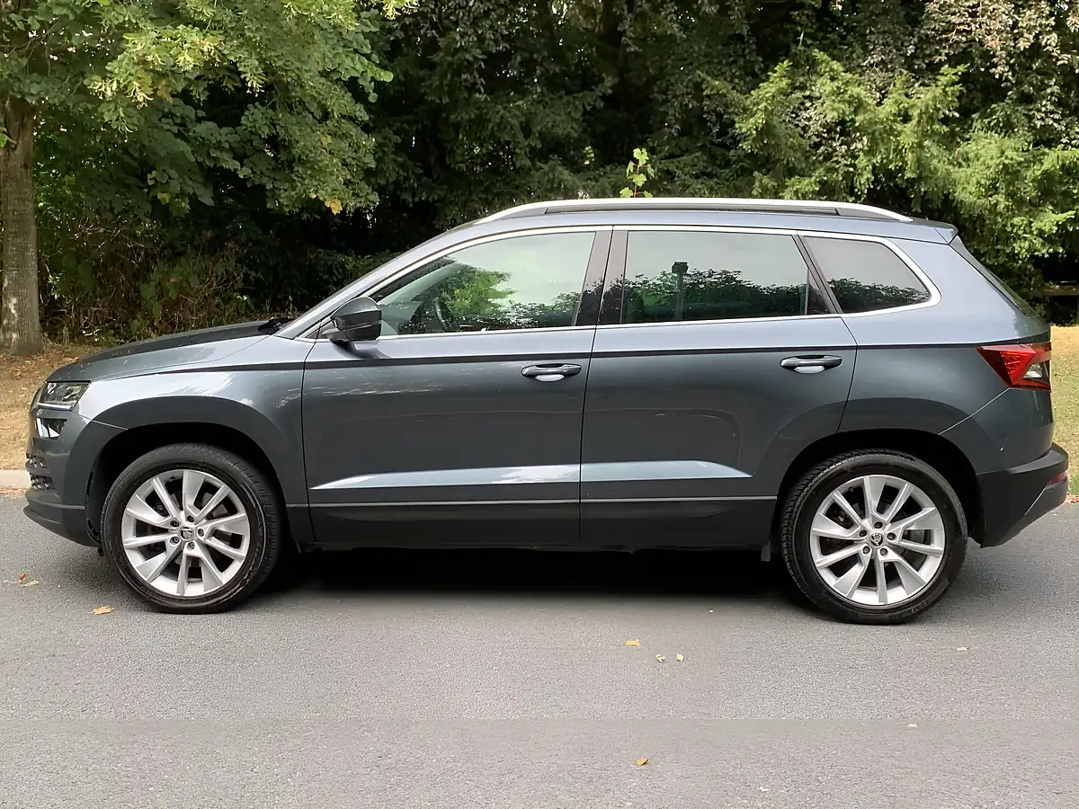 Used 2018 Skoda Karoq Se L Quartz Grey Metallic - Interior and Exterior details 6