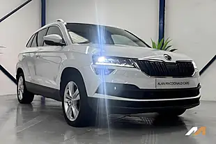 Used 2018 Skoda Karoq Se L White - Interior and Exterior details 10