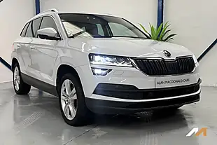 Used 2018 Skoda Karoq Se L White - Interior and Exterior details 12