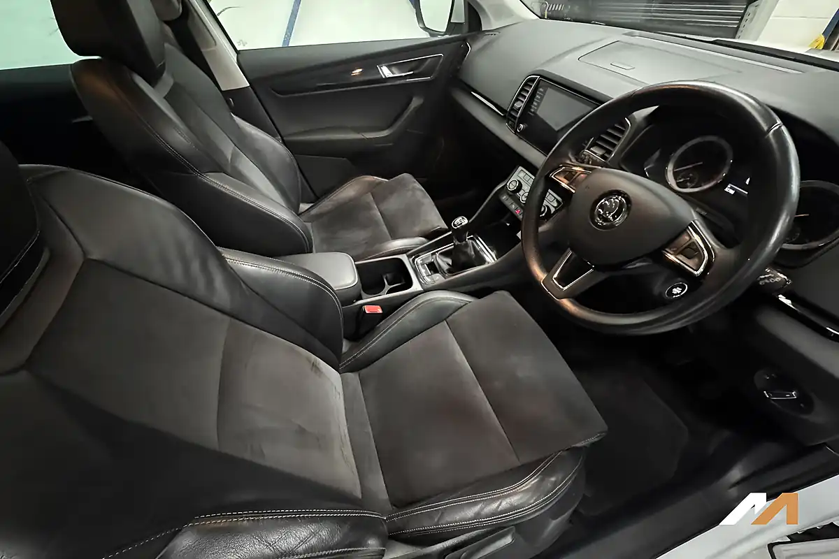 Used 2018 Skoda Karoq Se L White - Interior and Exterior details 18