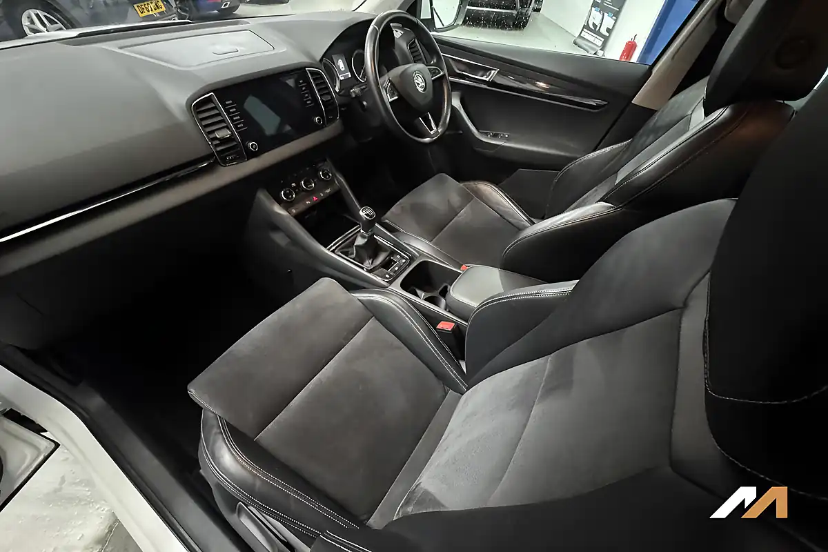 Used 2018 Skoda Karoq Se L White - Interior and Exterior details 19