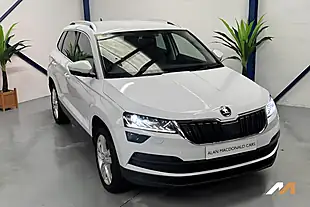 Used 2018 Skoda Karoq Se L White - Interior and Exterior details 5