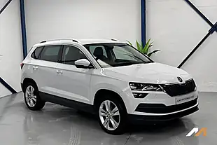 Used 2018 Skoda Karoq Se L White - Interior and Exterior details 7