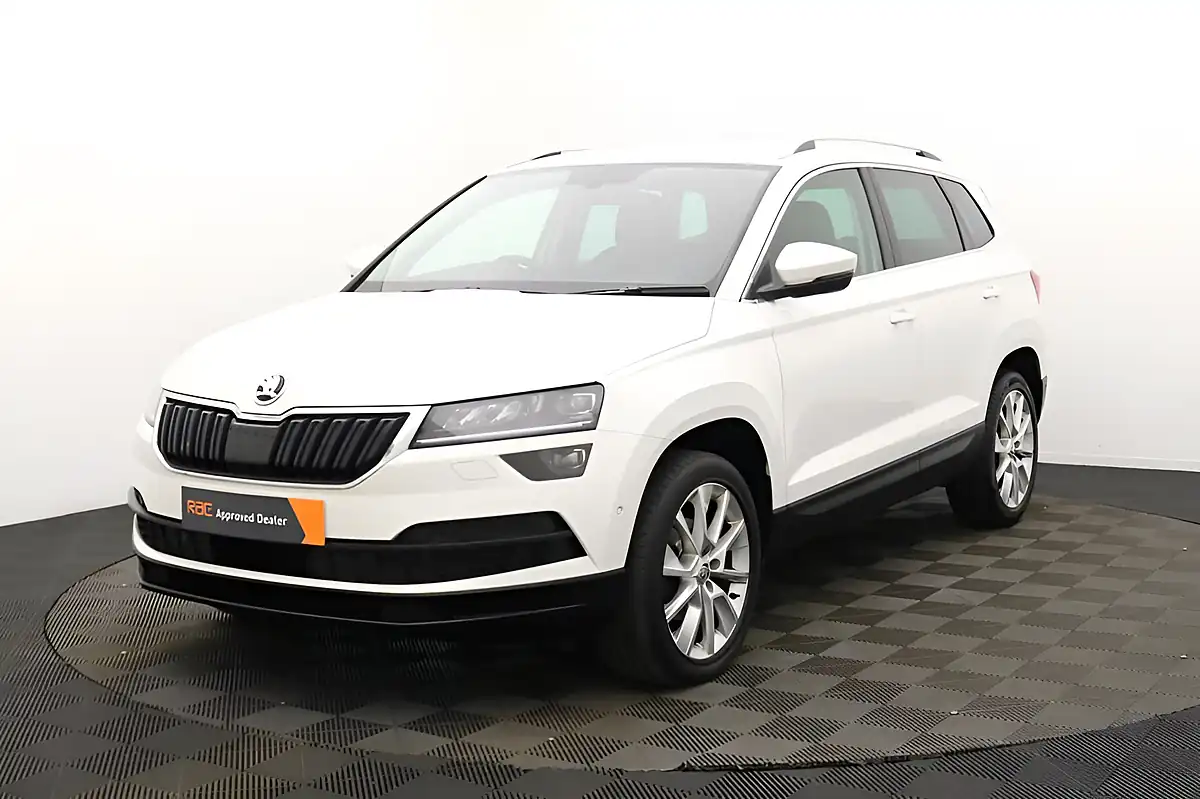 Used 2018 Skoda Karoq Se L White - Interior and Exterior details 6