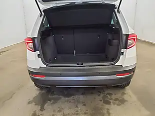 Used 2018 Skoda Karoq Se Technology White - Interior and Exterior details 7