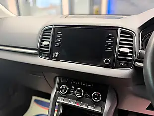 Used 2018 Skoda Karoq Se Technology White - Interior and Exterior details 18