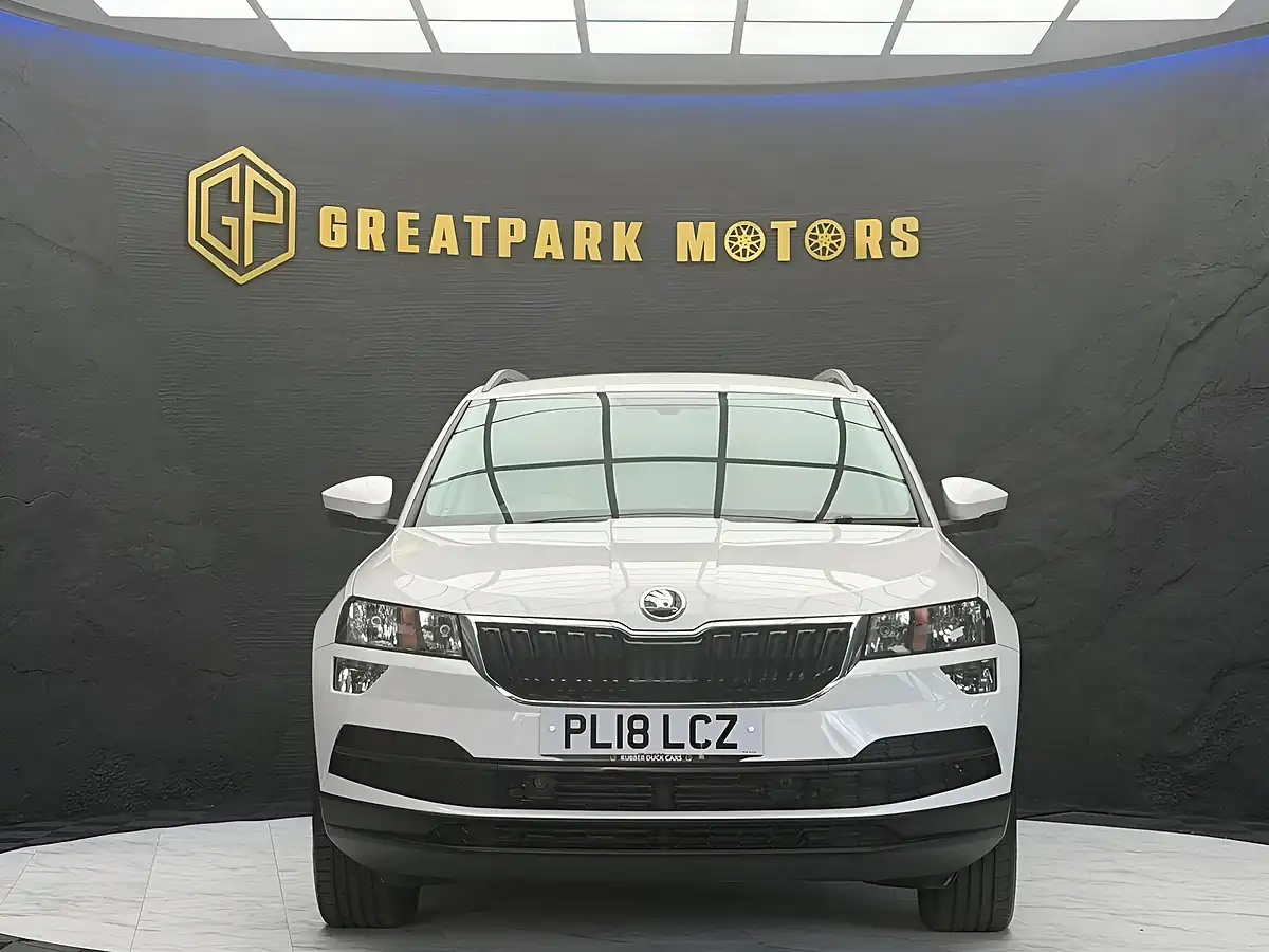 Used 2018 Skoda Karoq Se Technology White - Interior and Exterior details 2