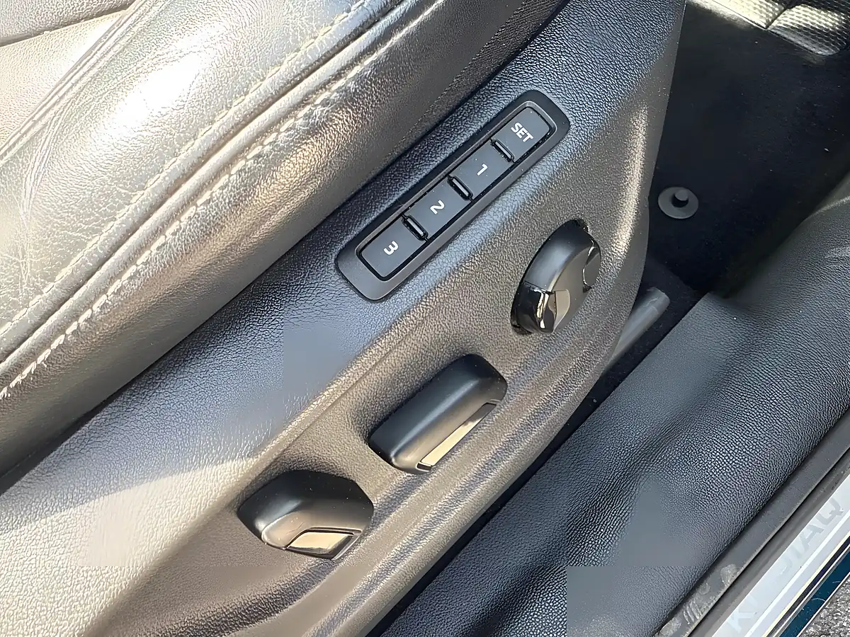 Used 2018 Skoda Kodiaq Edition Blue - Interior and Exterior details 15