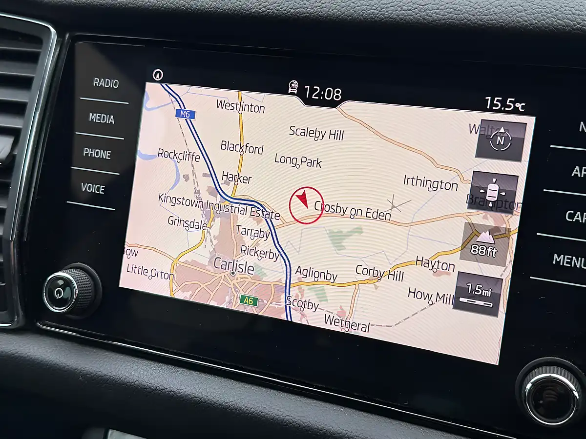 Used 2018 Skoda Kodiaq Se Green - Interior and Exterior details 10
