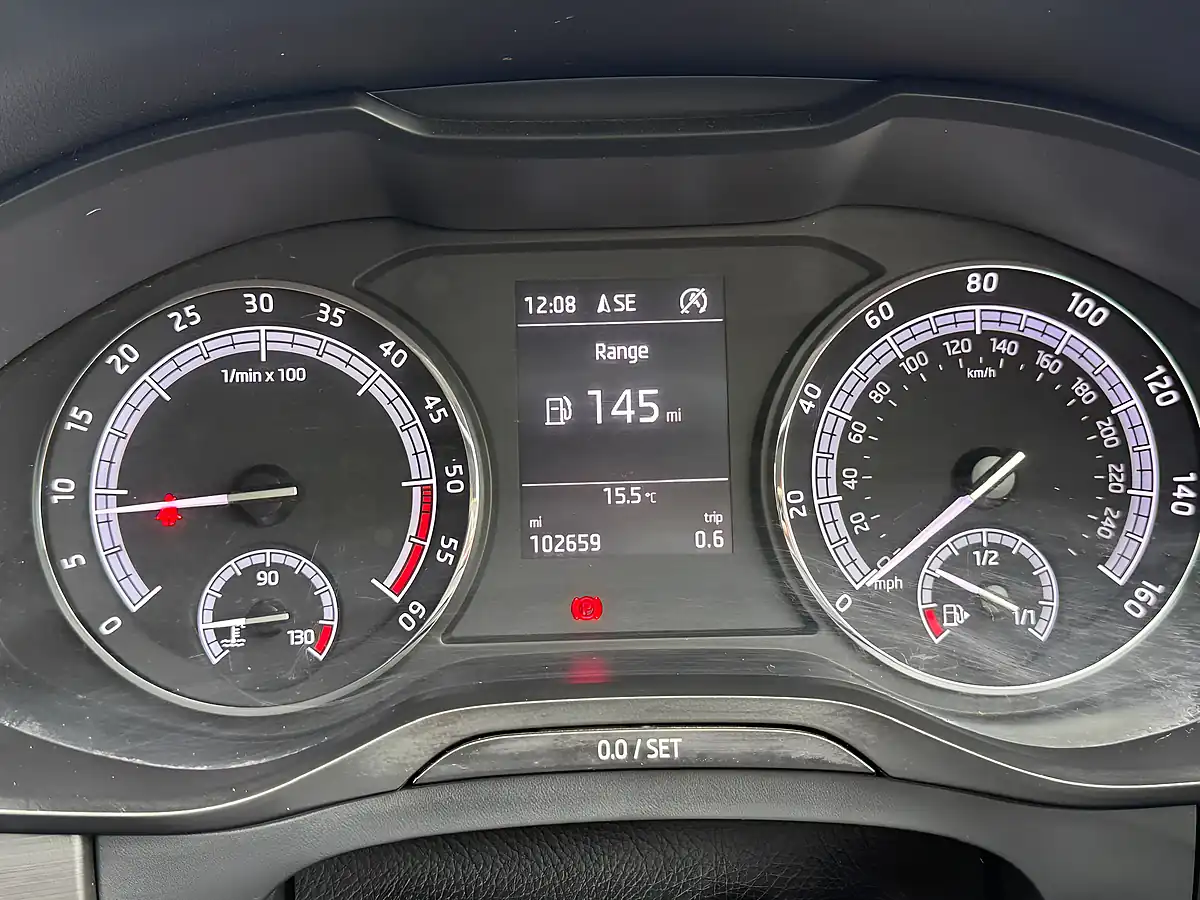 Used 2018 Skoda Kodiaq Se Green - Interior and Exterior details 14