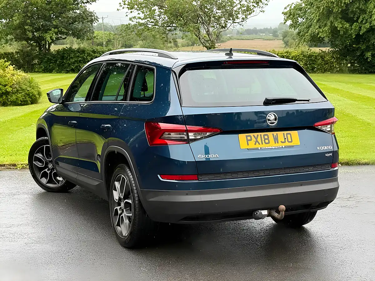 Used 2018 Skoda Kodiaq Se Green - Interior and Exterior details 7