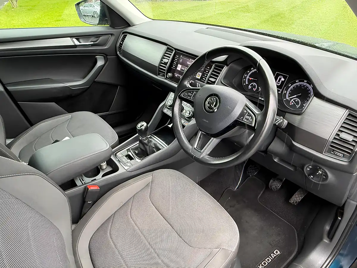 Used 2018 Skoda Kodiaq Se Green - Interior and Exterior details 8