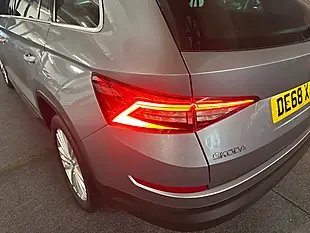 Used 2018 Skoda Kodiaq Se L Grey - Interior and Exterior details 12