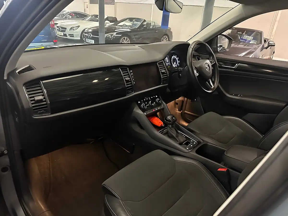 Used 2018 Skoda Kodiaq Se L Grey - Interior and Exterior details 4