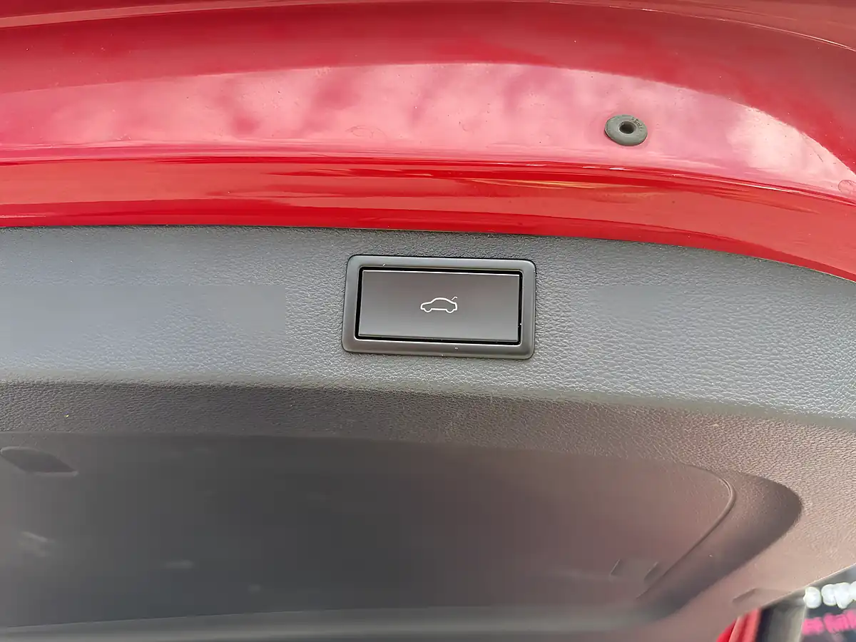 Used 2018 Skoda Kodiaq Se L Red Velvet Metallic - Interior and Exterior details 20