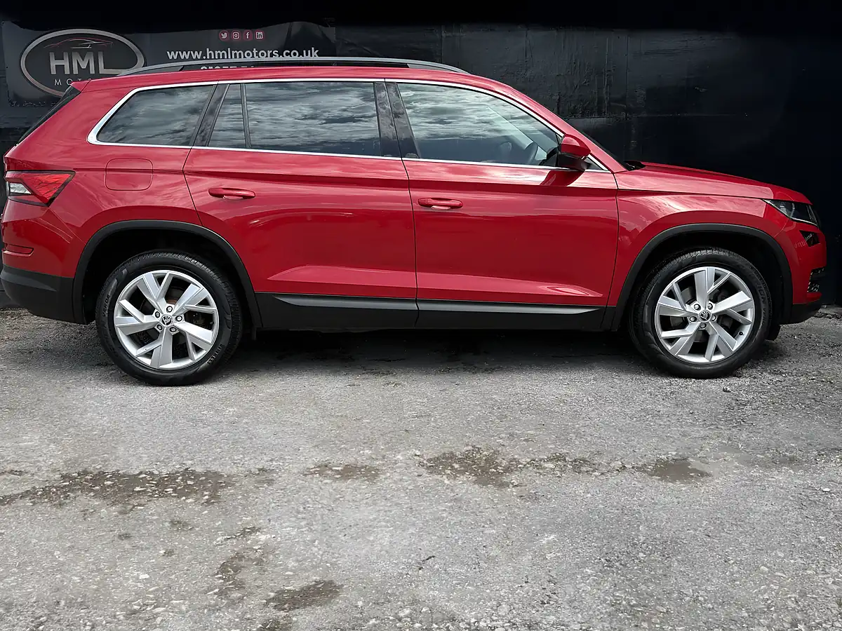 Used 2018 Skoda Kodiaq Se L Red Velvet Metallic - Interior and Exterior details 7