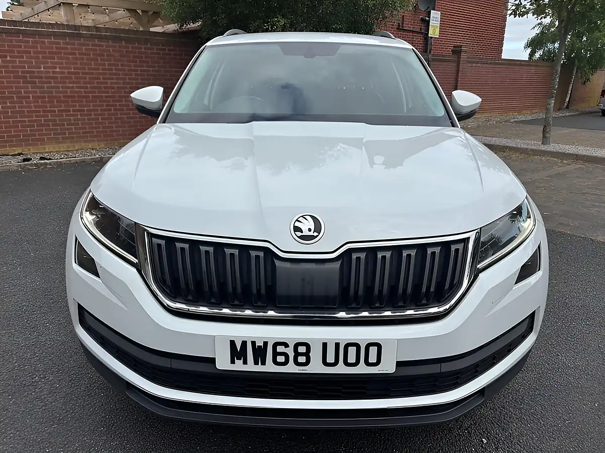 Used 2018 Skoda Kodiaq Se L White - Interior and Exterior details 2