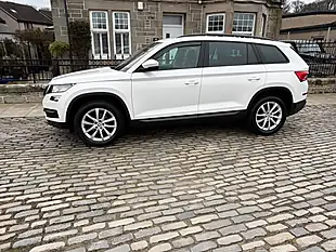 Used 2018 Skoda Kodiaq Se White - Interior and Exterior details 12