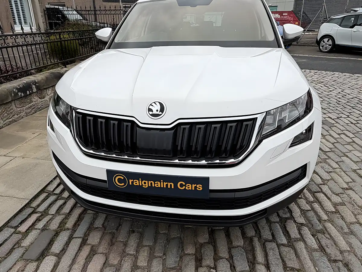 Used 2018 Skoda Kodiaq Se White - Interior and Exterior details 15
