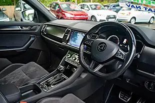 Used 2018 Skoda Kodiaq Sportline Graphite Grey - Interior and Exterior details 2