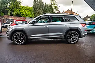 Used 2018 Skoda Kodiaq Sportline Graphite Grey - Interior and Exterior details 5