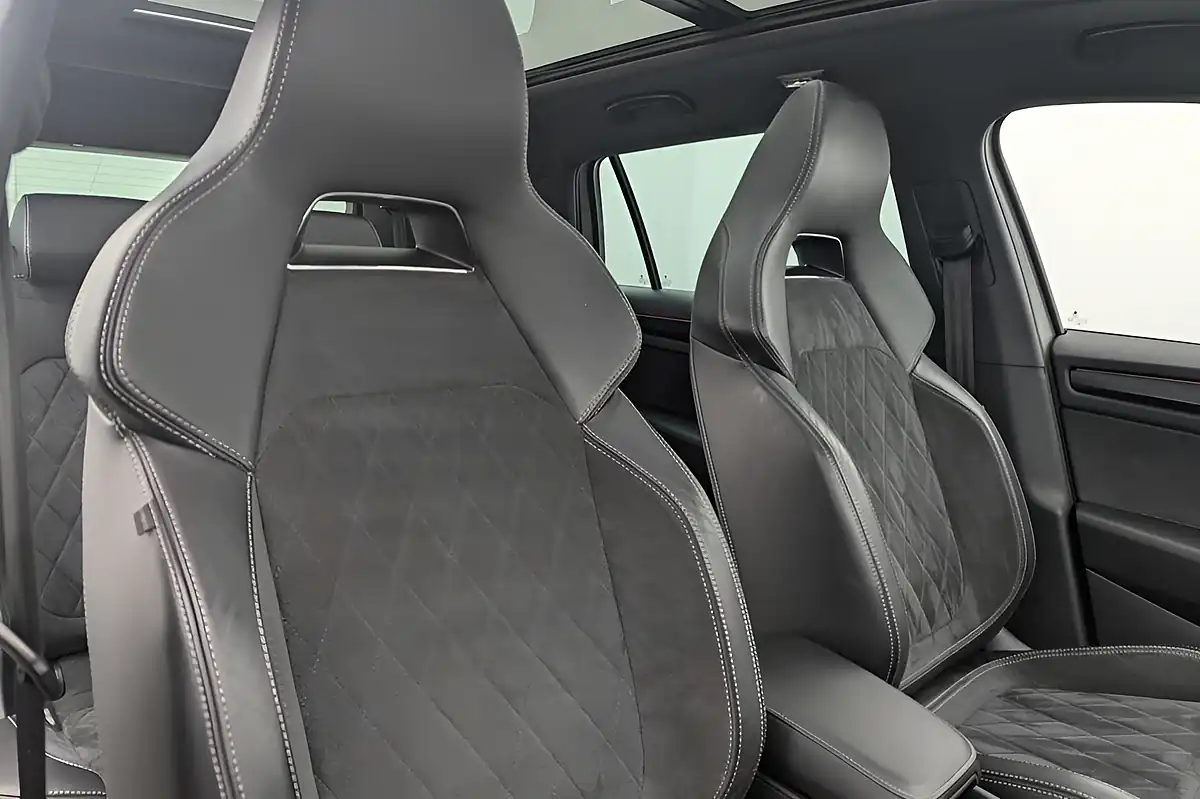 Used 2018 Skoda Kodiaq Sportline Grey - Interior and Exterior details 14