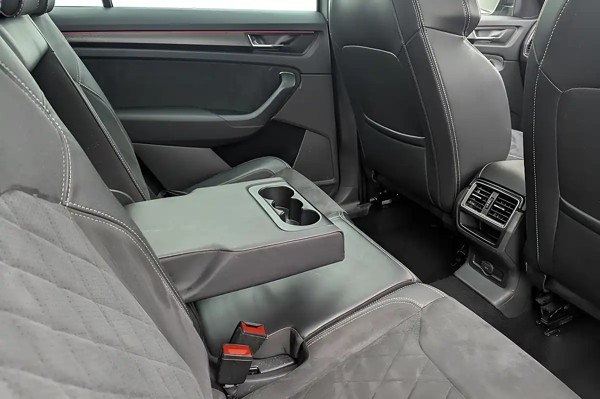 Used 2018 Skoda Kodiaq Sportline Grey - Interior and Exterior details 17