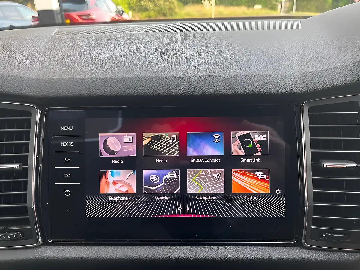 Used 2018 Skoda Kodiaq Sportline Red - Interior and Exterior details 13