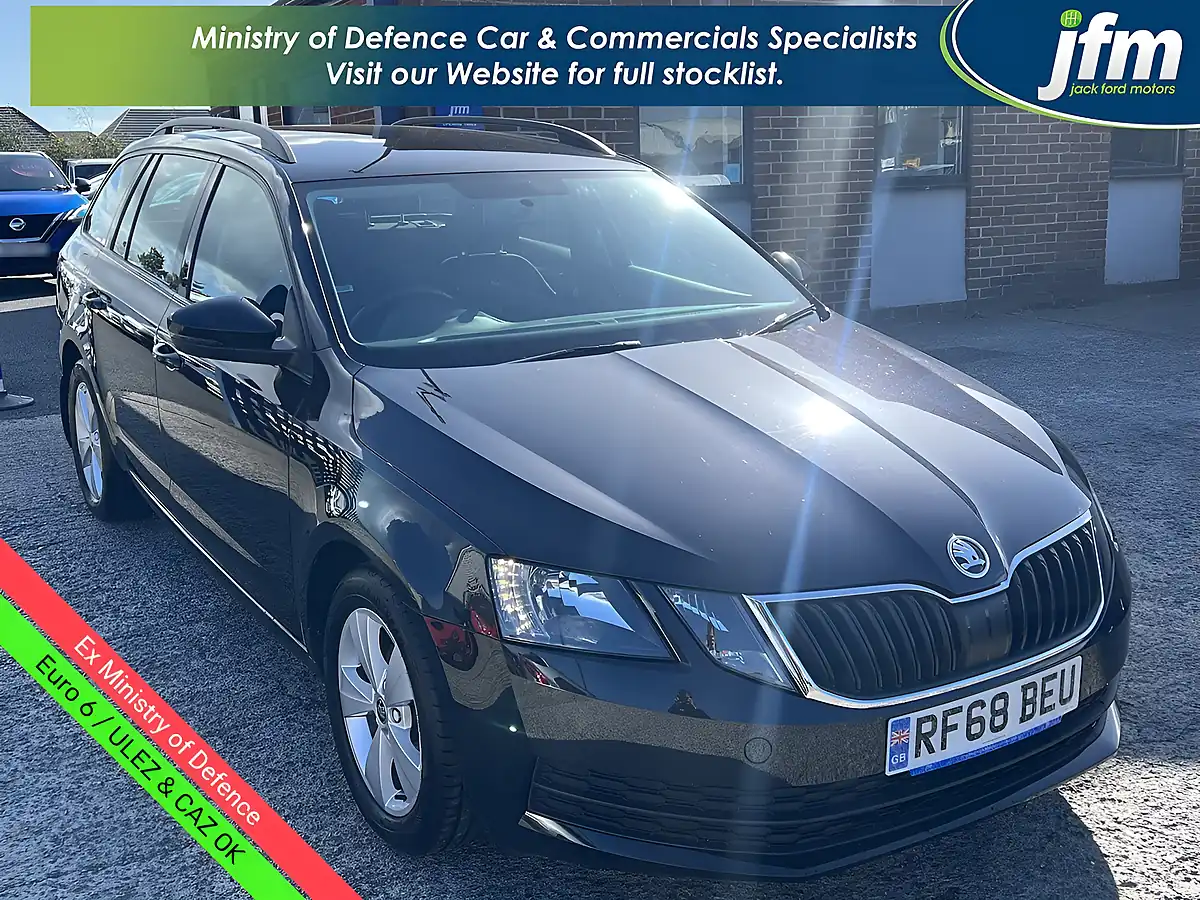 Used 2018 Skoda Octavia S Black Magic Pearl Met - Front View