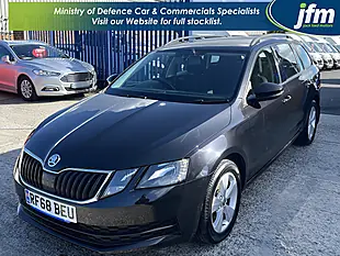 Used 2018 Skoda Octavia S Black Magic Pearl Met - Interior and Exterior details 10
