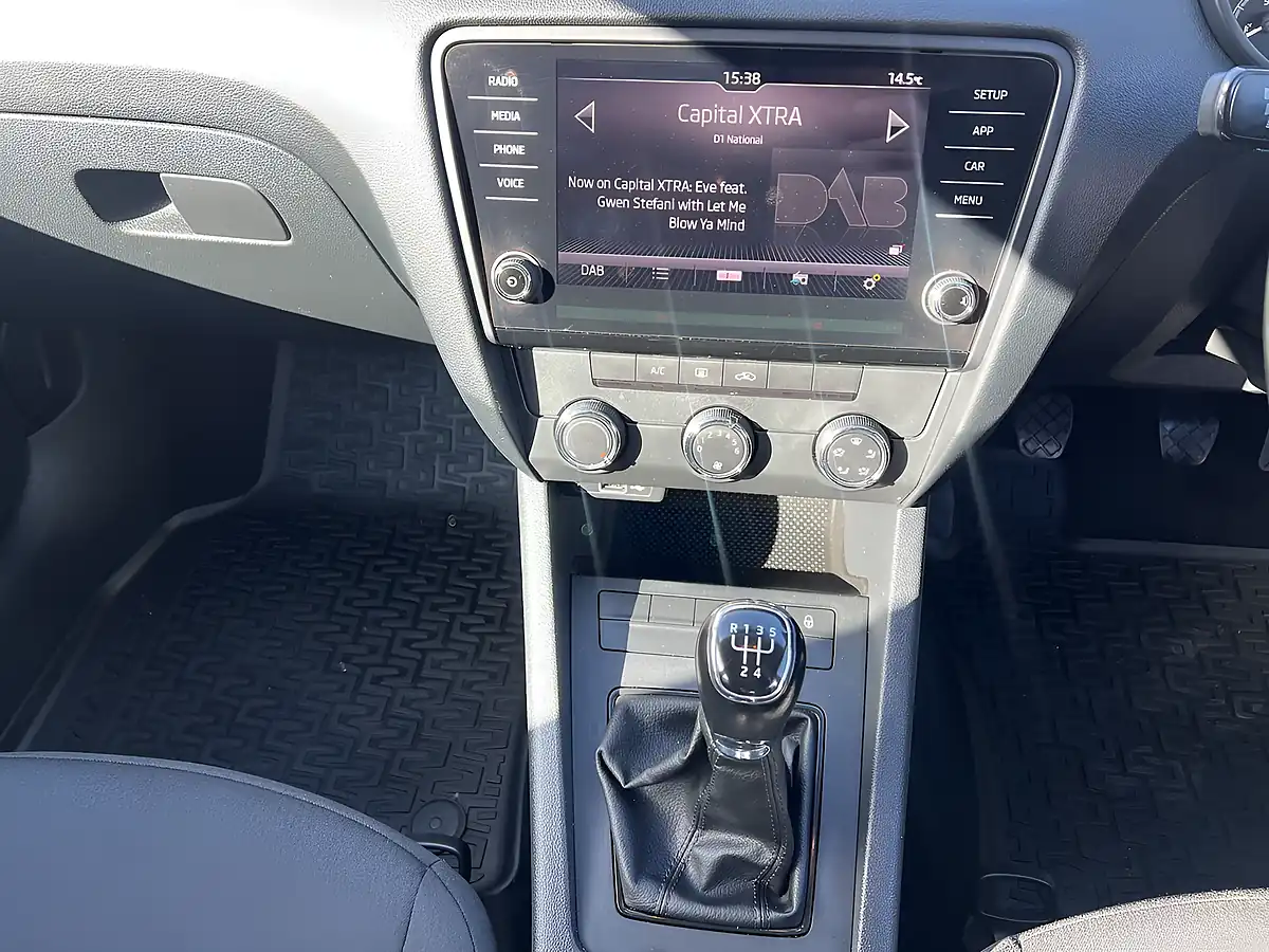 Used 2018 Skoda Octavia S Black Magic Pearl Met - Interior and Exterior details 12