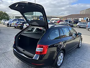 Used 2018 Skoda Octavia S Black Magic Pearl Met - Interior and Exterior details 17
