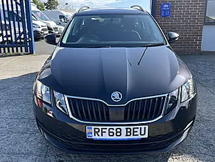 Used 2018 Skoda Octavia S Black Magic Pearl Met - Interior and Exterior details 19
