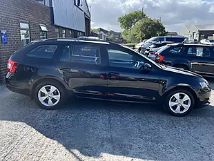 Used 2018 Skoda Octavia S Black Magic Pearl Met - Interior and Exterior details 5