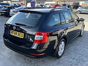 Used 2018 Skoda Octavia S Black Magic Pearl Met - Interior and Exterior details 6