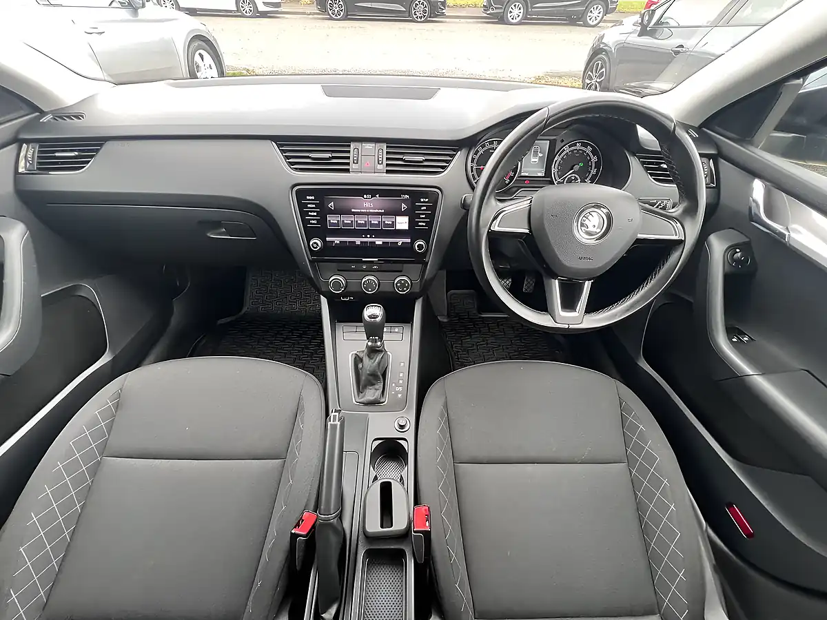 Used 2018 Skoda Octavia S Black Magic Pearl Metallic - Interior and Exterior details 2