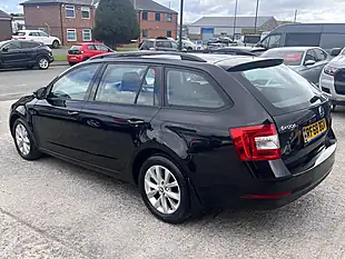 Used 2018 Skoda Octavia S Black Magic Pearl Metallic - Interior and Exterior details 8