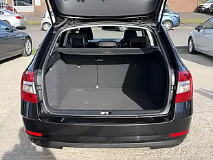 Used 2018 Skoda Octavia S Black Pearl Metallic - Interior and Exterior details 16
