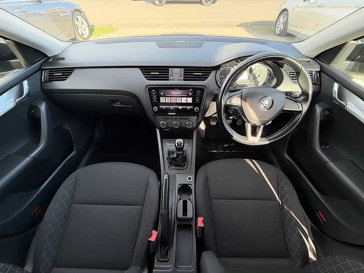 Used 2018 Skoda Octavia S Black Pearl Metallic - Interior and Exterior details 2