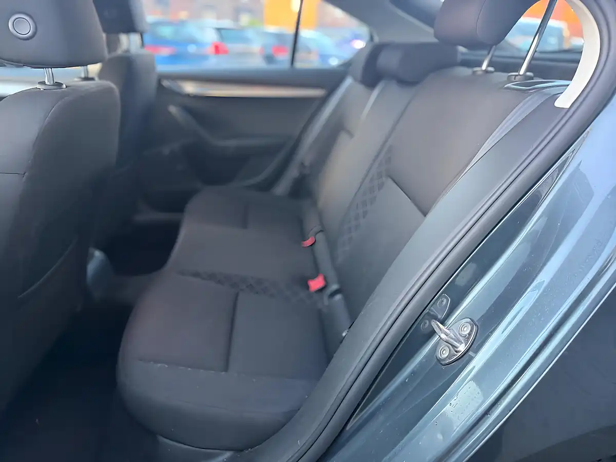 Used 2018 Skoda Octavia S Grey - Interior and Exterior details 18