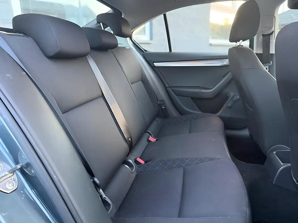 Used 2018 Skoda Octavia S Grey - Interior and Exterior details 19