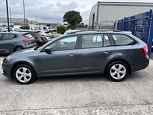 Used 2018 Skoda Octavia S Quartz Grey Met - Interior and Exterior details 9