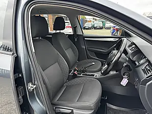 Used 2018 Skoda Octavia S Quartz Grey Metallic - Interior and Exterior details 14