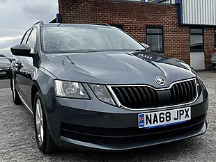 Used 2018 Skoda Octavia S Quartz Grey Metallic - Interior and Exterior details 19