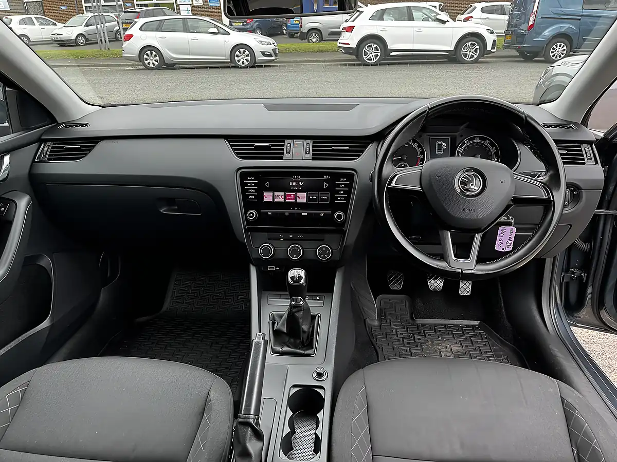 Used 2018 Skoda Octavia S Quartz Grey Metallic - Interior and Exterior details 2